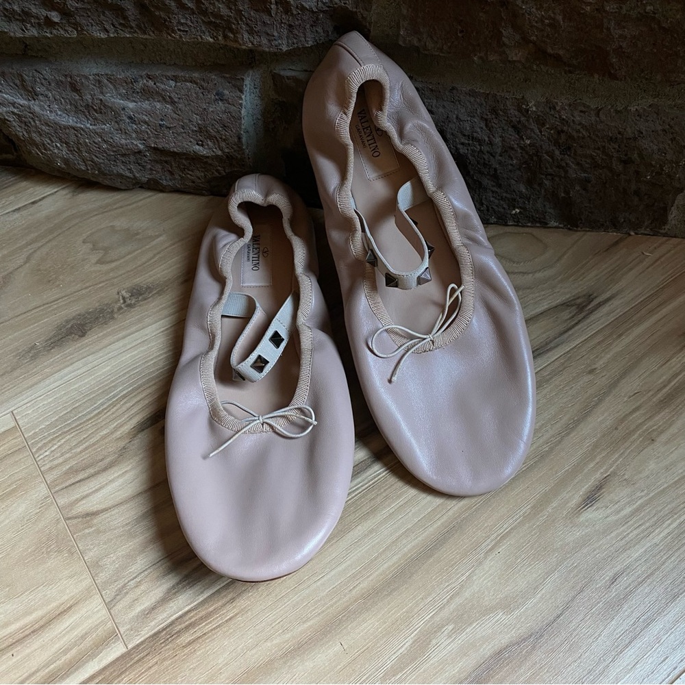 2 PAIRS - VALENTINO GARAVANI - SIZE 40.5